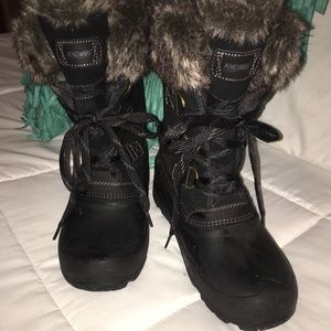 Khombu Women's snow boots